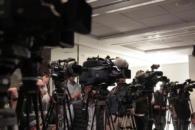 cameras, filming, media, reporters, conference, video, interview, tripod, cameramen, interview, interview, interview, interview, interview. Which Manchester newsrooms shape North West PR agency campaigns?